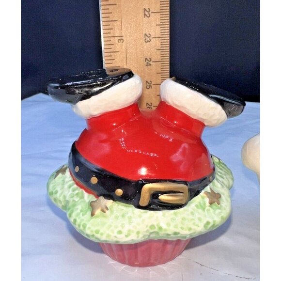 Appletree  Santa Claus Cupcake Ceramic Salt and Pepper Shaker Set Holiday Table - Picture 3 of 8